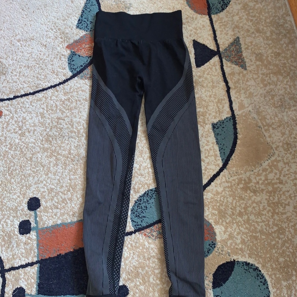 Fabletics leggings
